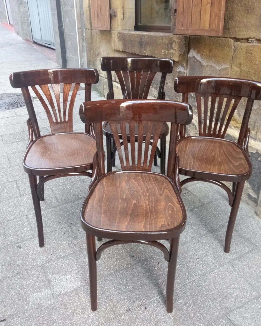 Sillas restauradas